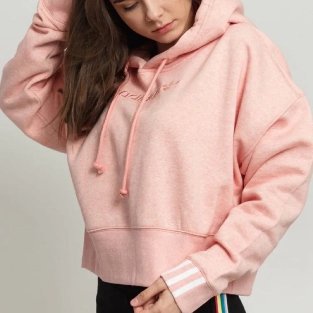 NWT ADIDAS ORIGINALS WOMENS COEEZE CROPPED HOODIE PINK DU2353 - Picture 3 of 9